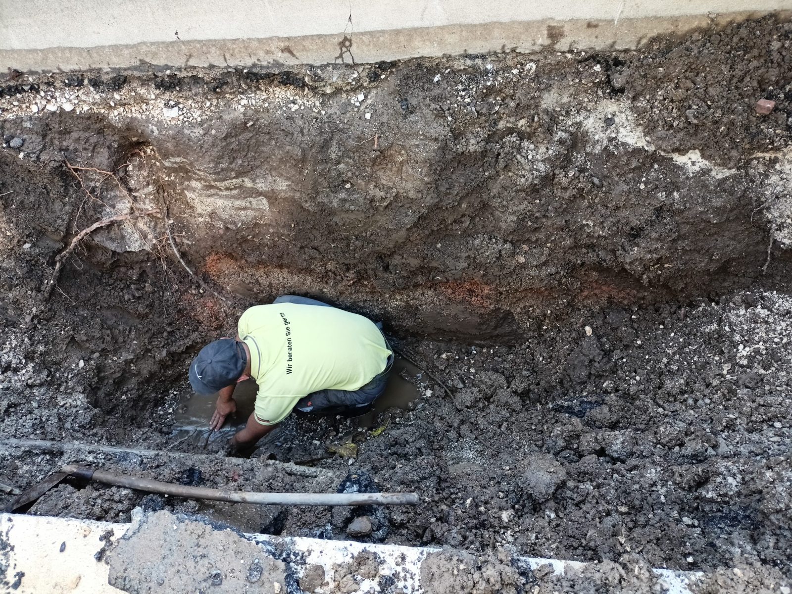 IMG20250703164129 Radovi na otklanjanju kvara na glavnoj mreži u ulici 3.oktobra